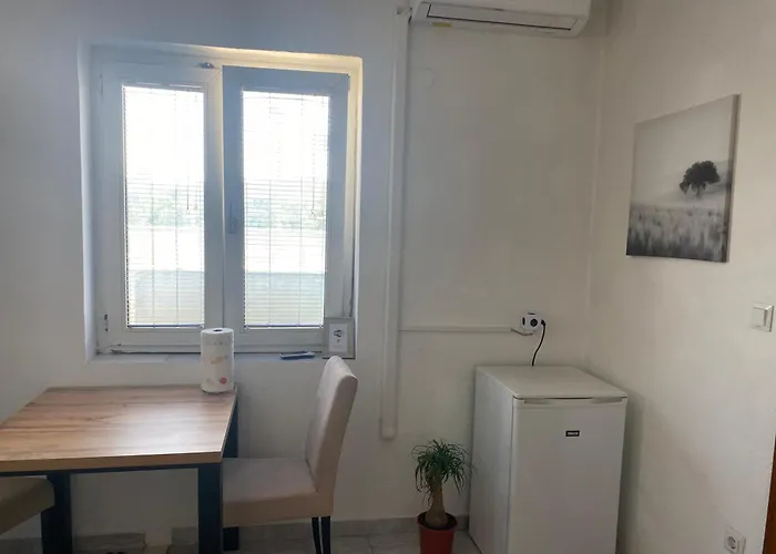 Apartino Apartment Split