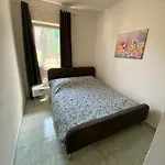 Apartino *