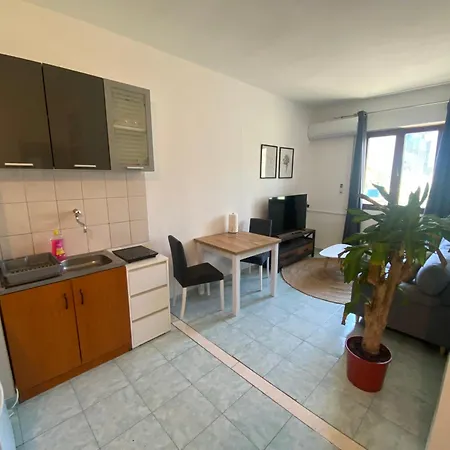 Apartino Apartman *